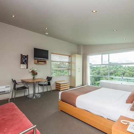 Aparthotel One Burgess Hill New Plymouth Exteriér fotografie